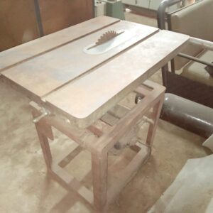 ELECTRICAL CUTTING MACHINE - R5 750.00