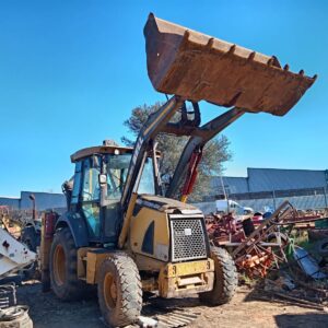 BELL 315 SJ 4X4 TURBO TLB - R380 000.00
