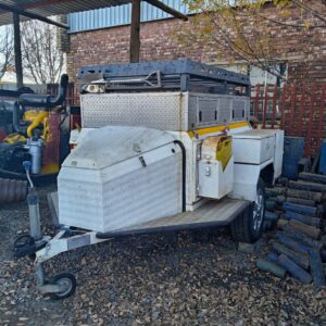 VENTER CAMPING TRAILER - R20 000.00 (ON SPECIAL)