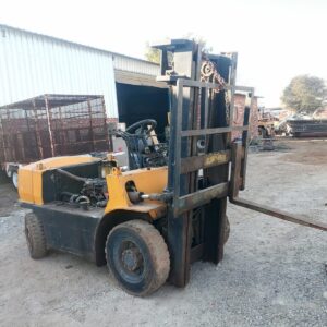 MITSUBISHI FG25 LPT FORKLIFT - R23 000.00