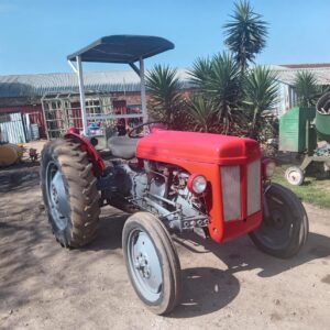 FERGUSON TED20 TRACTOR - R55 000.00